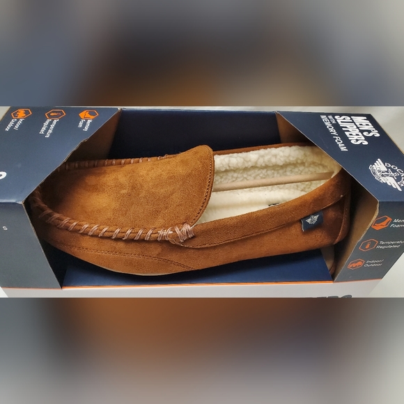 NIB Dockers men's slippers - Picture 2 of 6